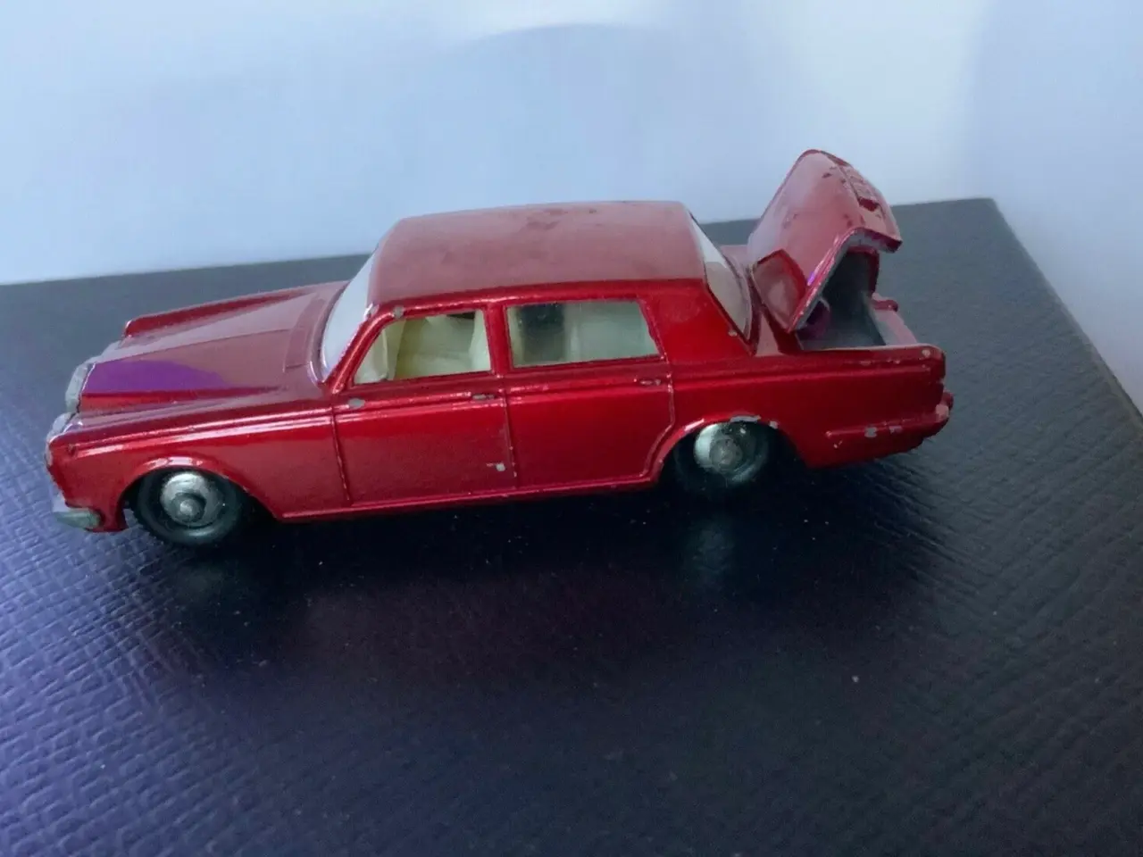 Billede 2 - Matchbox No. 24 Rolls Royce Silver Shadow