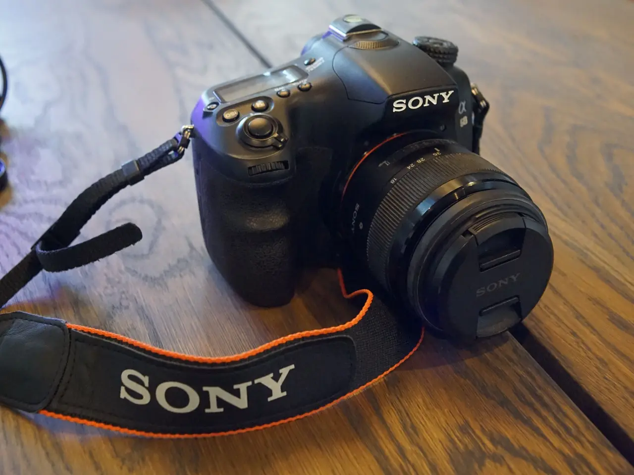 Billede 18 - Sony Alpha a68 DSLR kamera + 18–55mm ‘Kit Lens’