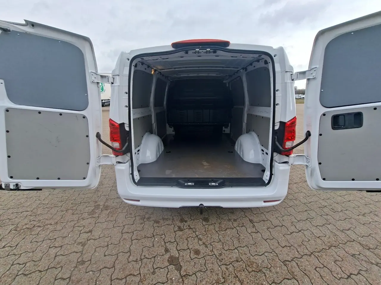 Billede 7 - Mercedes Vito 114 2,0 CDi A2 Kassevogn PRO aut. RWD