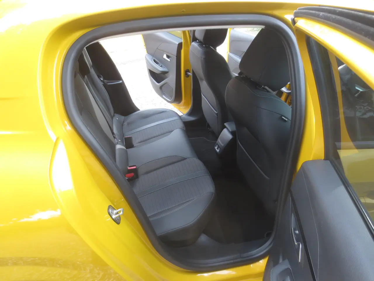 Billede 13 - Fin Peugeot 208 Blue HDi Ny model. År 20.