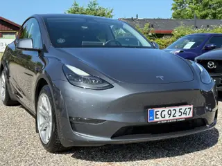 Tesla Model Y  Long Range AWD