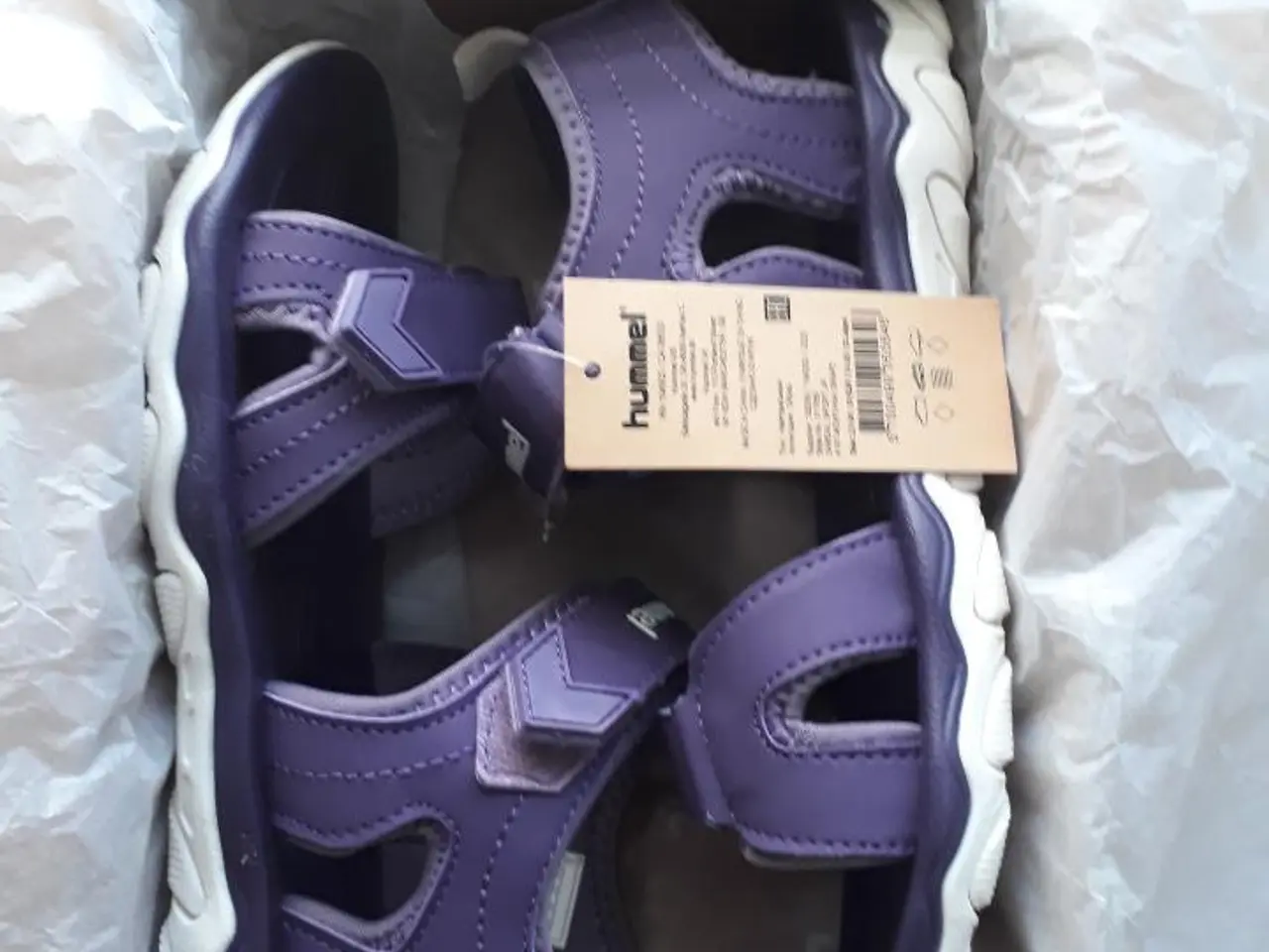 Billede 6 - Flot lilla sandal fra Hummel