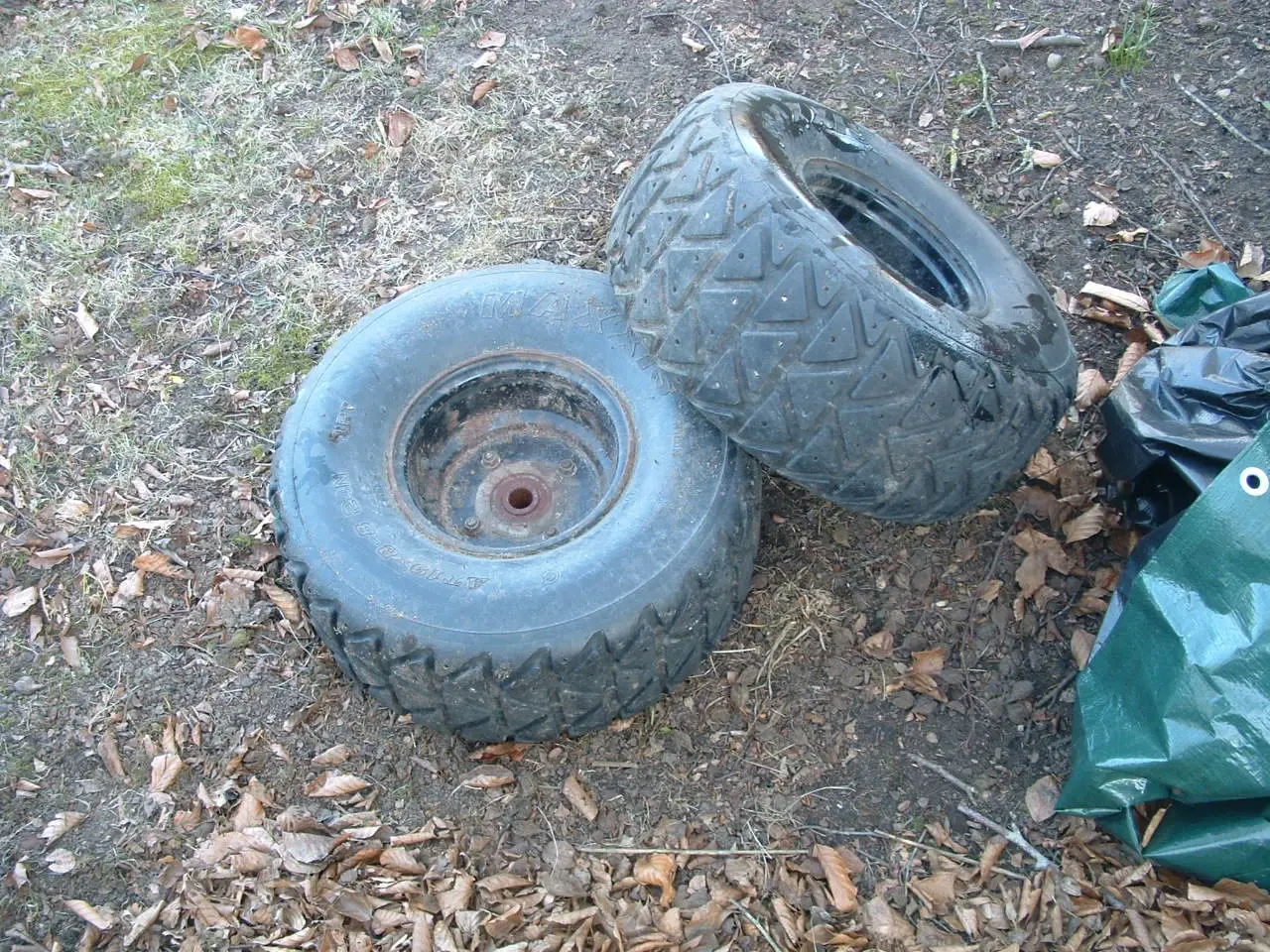 Billede 2 - 2 atv hjul holder luft og med nav
