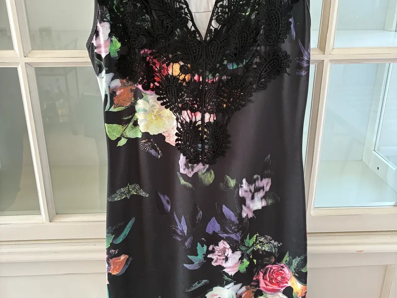 Billede 1 - Sommerkjole med blomster print 🌸