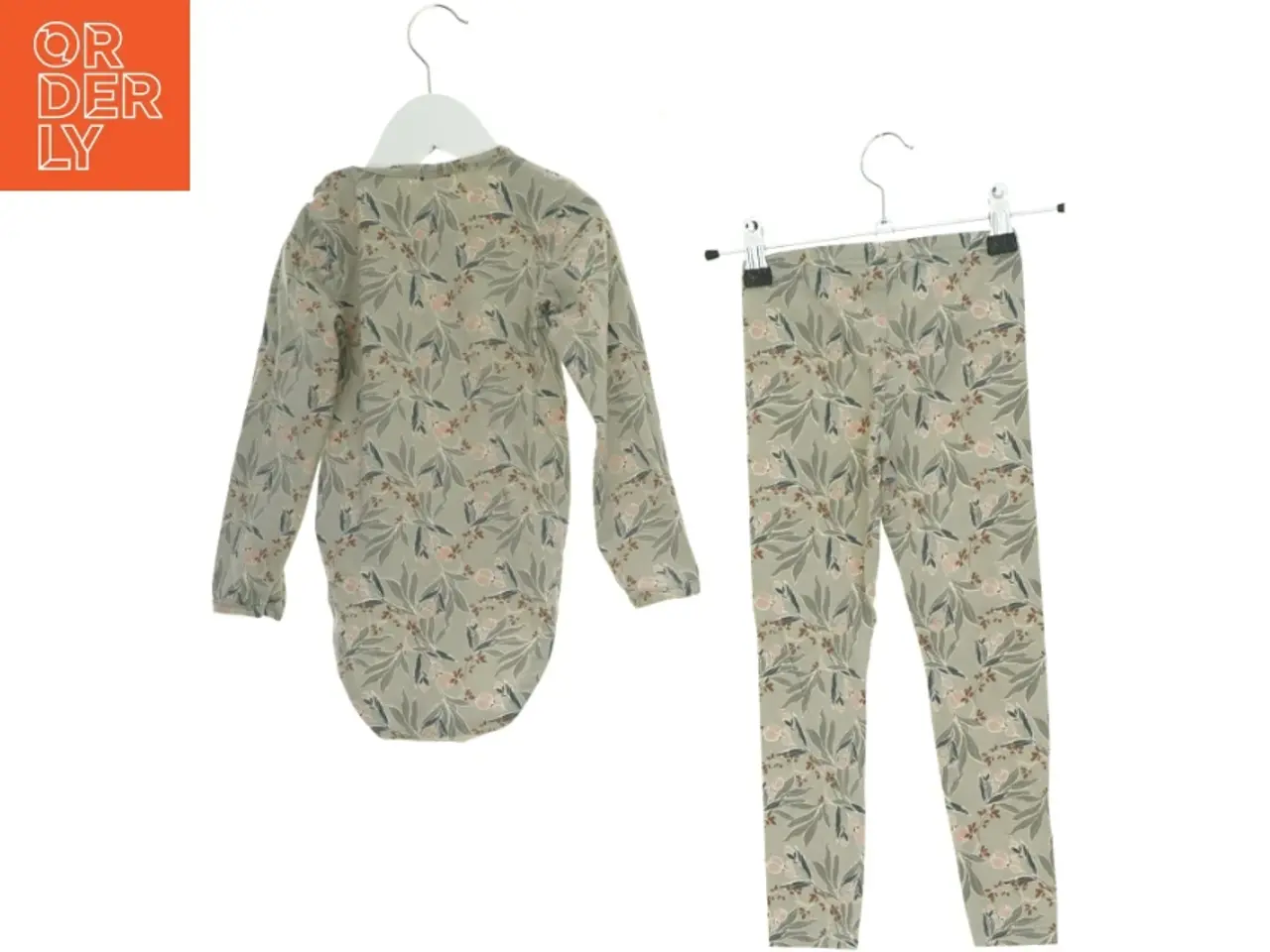 Billede 2 - Sæt (2 stk.) fra Müsli (str. 98 cm)