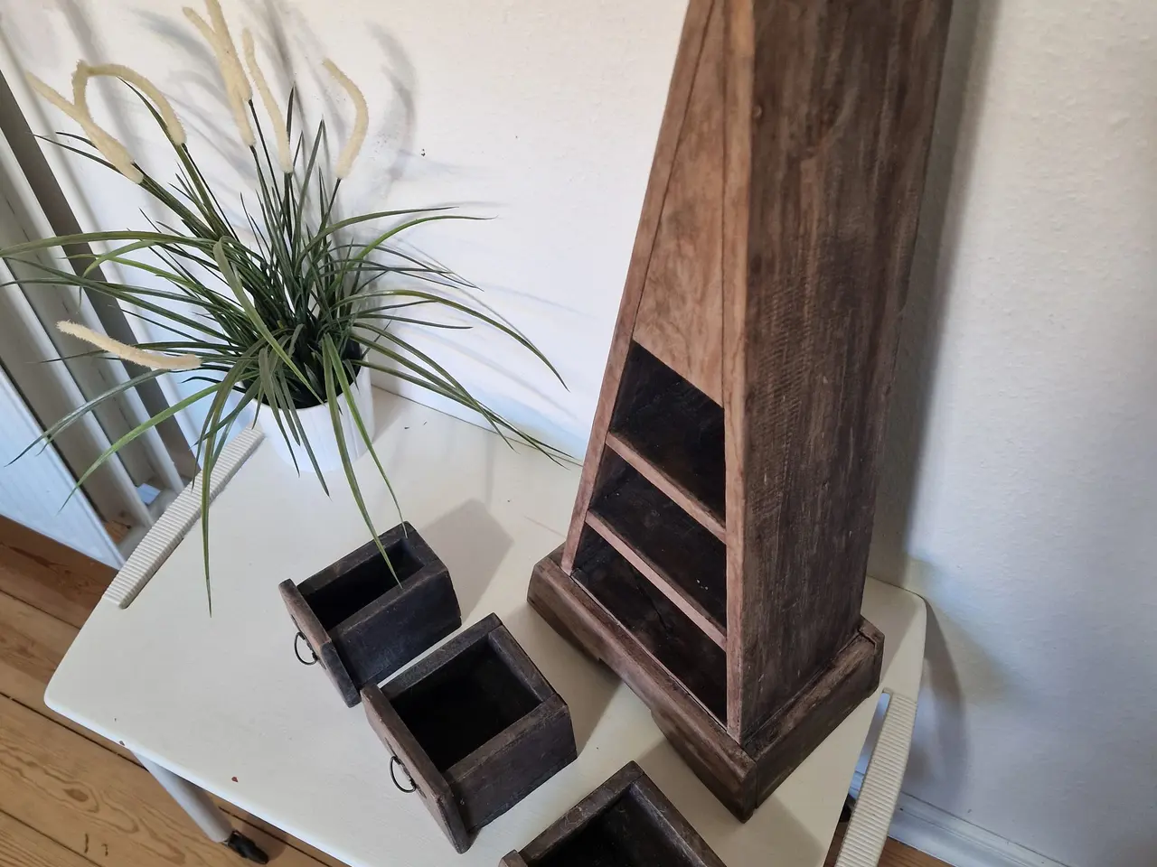 Billede 8 - Sød vintage pyramideformet kommode.