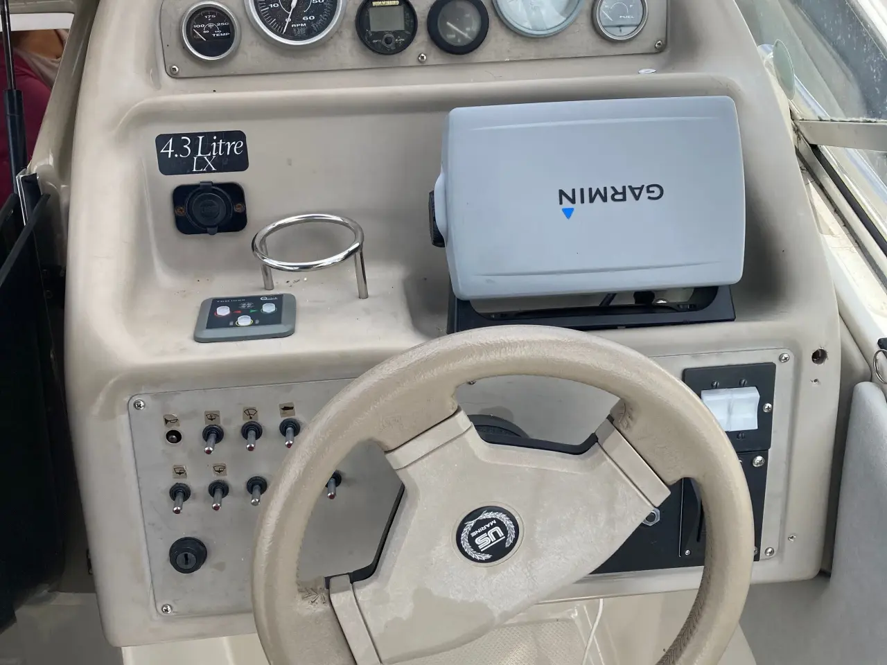 Billede 8 - Daycruiser Bayliner 2355