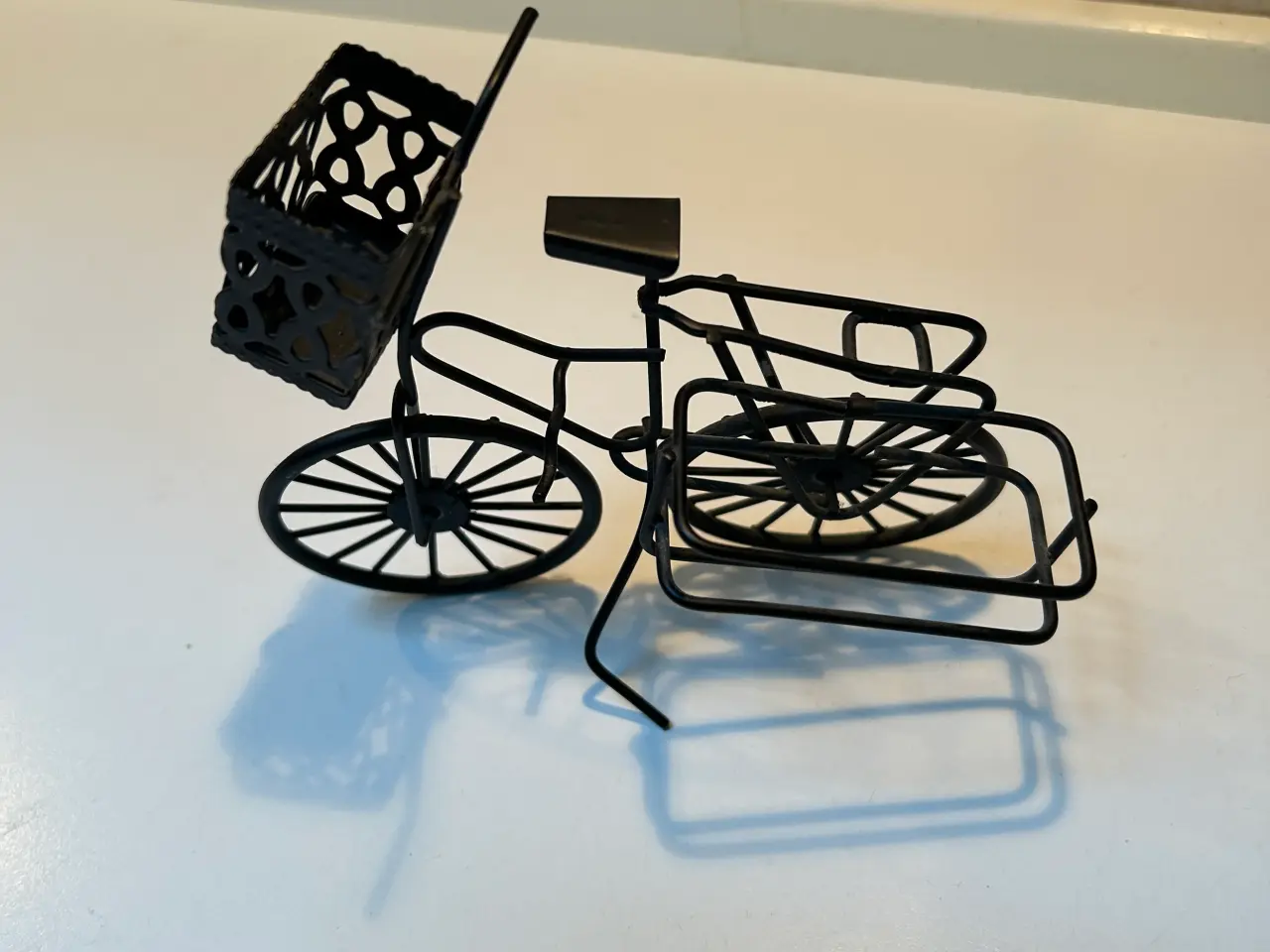 Billede 1 - Retro sort cykel til pynt
