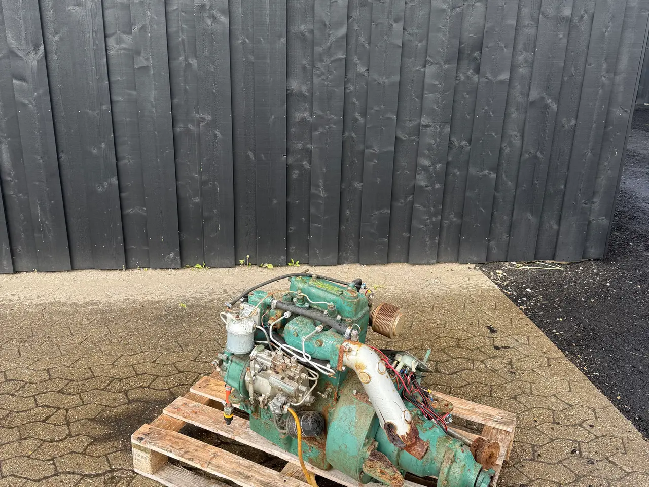 Billede 1 - Albin to cylinder diesel båd motor