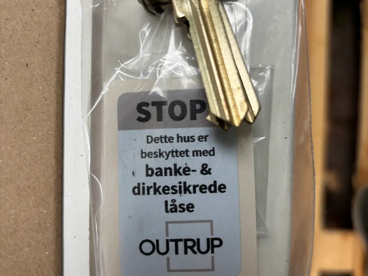 Billede 5 - Outrup dør. Helt ny. Aldrig monteret