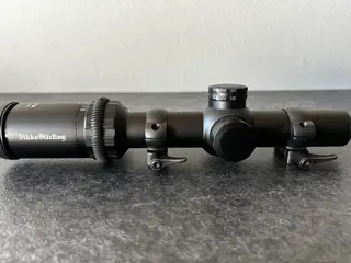 Drivjagts kikkert 1-8x24