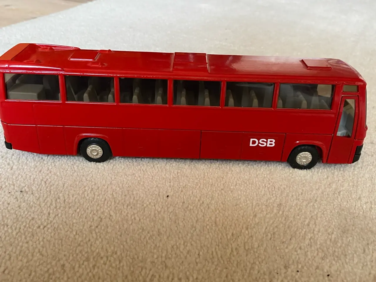 Billede 1 - DSB bus mærke VOLVO