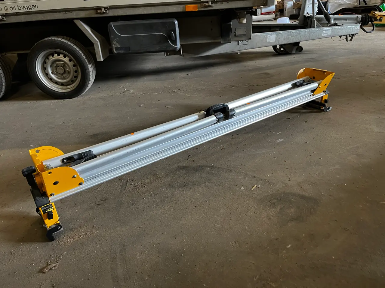 Billede 4 - teleskopisk materialestøtte DEWALT DE7024-XJ Type 3
