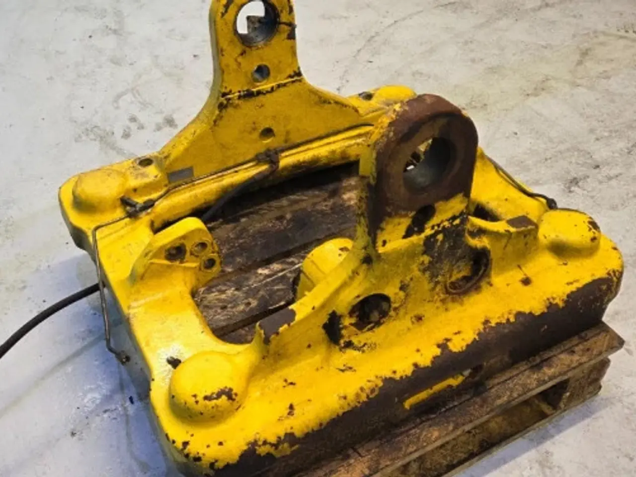Billede 5 - New Holland LB115B Beslag 87356803