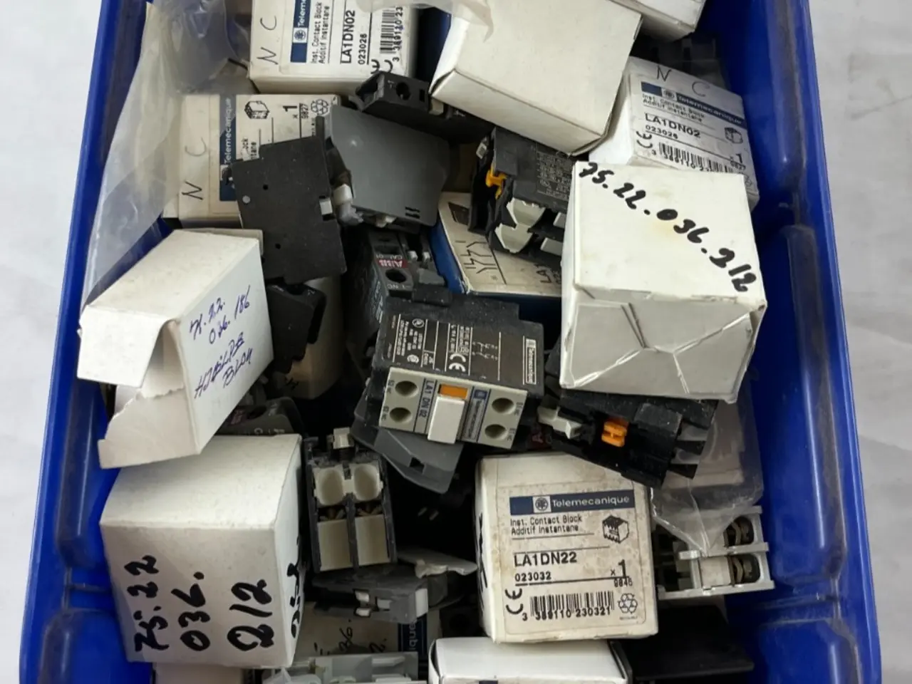 Billede 1 - Telemecanique ABB Auxiliary Contact Blocks blandet