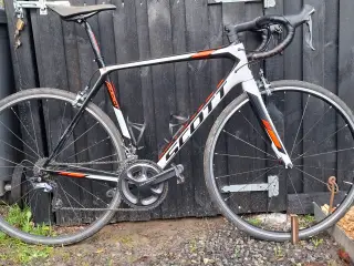 Scott Addict 20 m. Shimano Ultegra