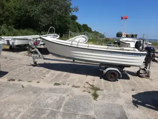 Jolle og motor