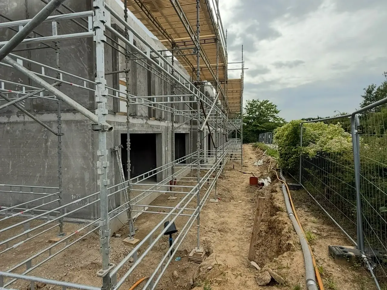 Billede 3 - Facade stillads i Haki 