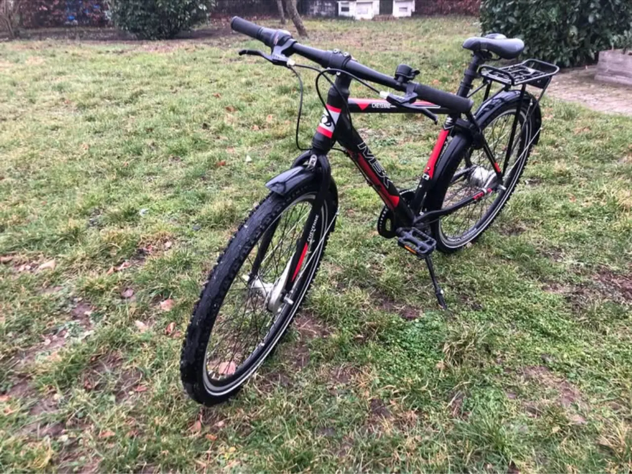 Billede 2 - Citybike MBK Cheyenne i sort/rød