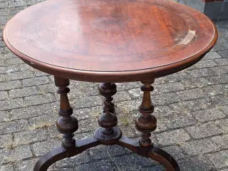 Spisebord
