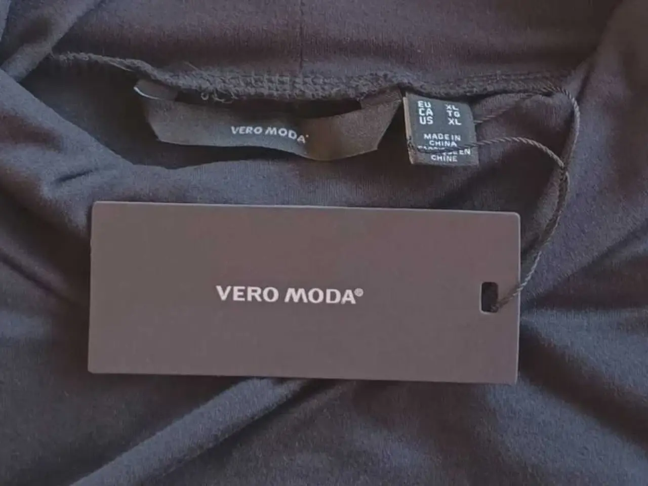 Billede 7 - Top. Vero Moda. XL/42
