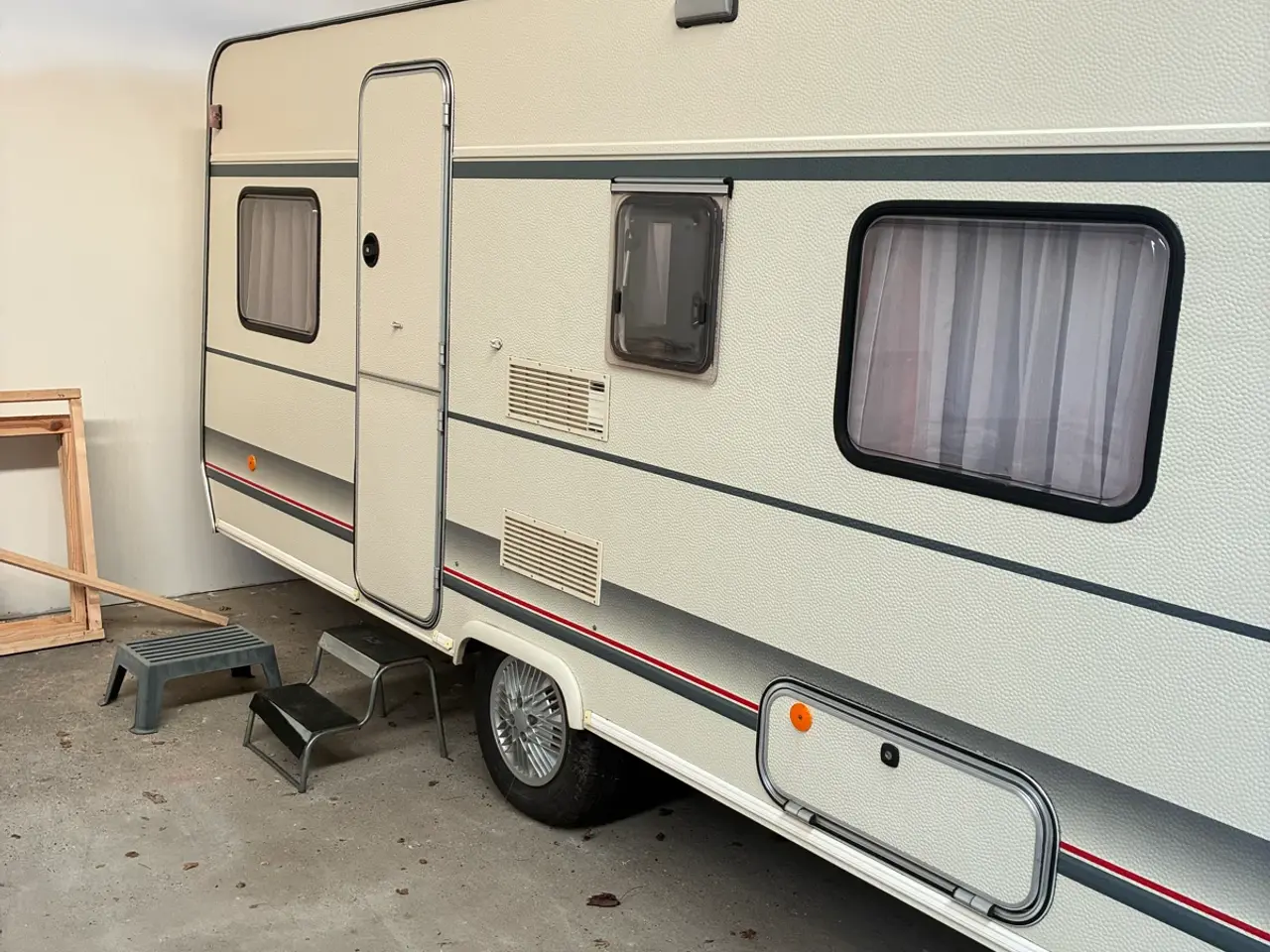 Billede 2 - Bürstner 4654 campingvogn🌱