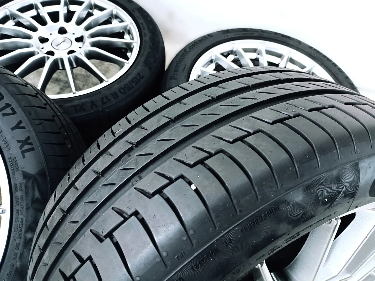 Billede 7 - 5x108 17" ET45 nav 70ø AUTEC sommersæt inkl.TPMS 