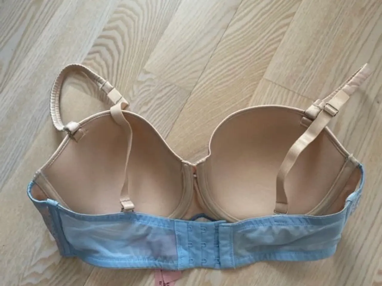 Billede 2 - Ny bh fra Hunkemöller 75D med blonder