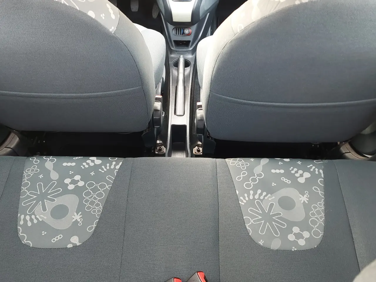 Billede 11 - NYSYNET FORD KA 1,2 MED LAVT KM. TAL