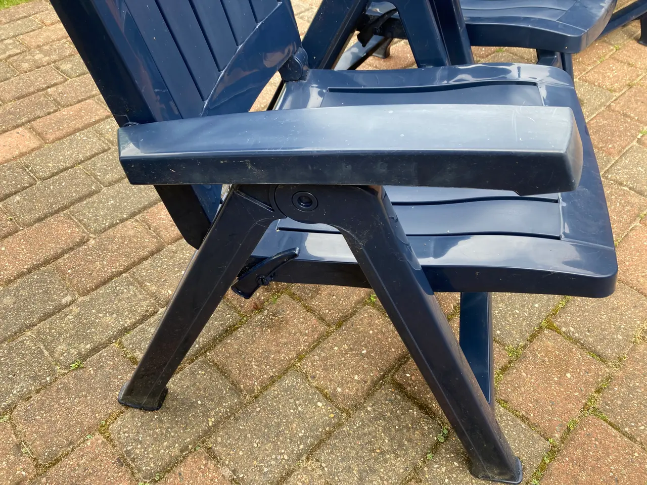Billede 3 - jardin positionsstol plast blå