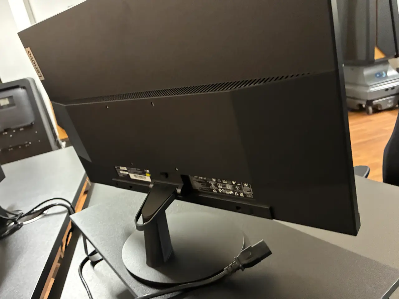 Billede 2 - 7 stk. 24" Lenovo L24e-20 FHD skærme