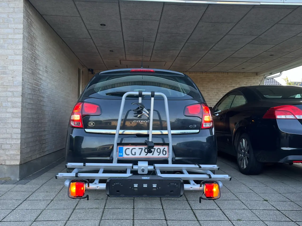 Billede 1 - Thule Easybase Bagageholder med cykelstativ