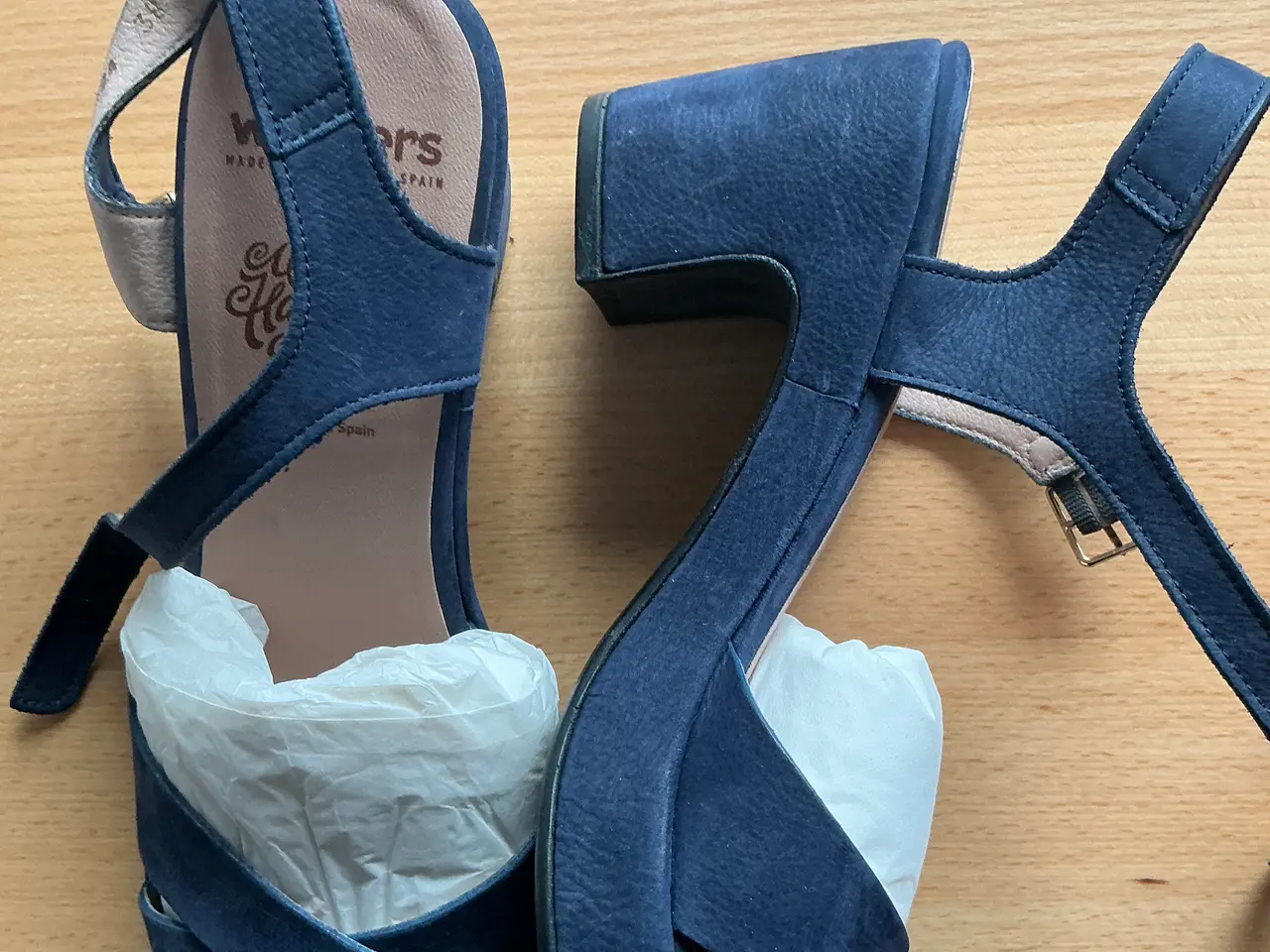 Billede 1 - Navy sandal med Lille. Hæl