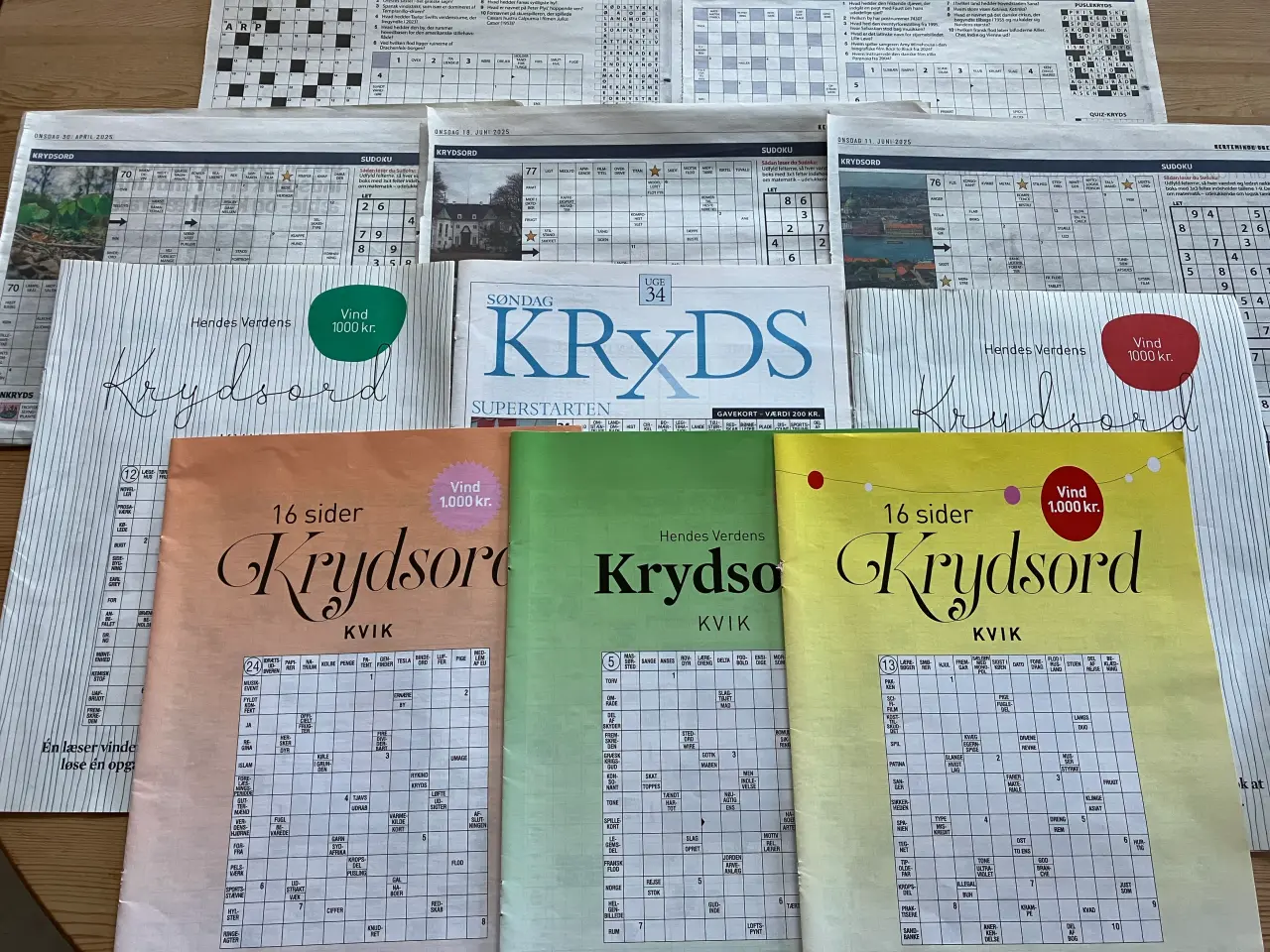 Billede 1 - Krydsord / kryds og tværs og krydsordshæfter