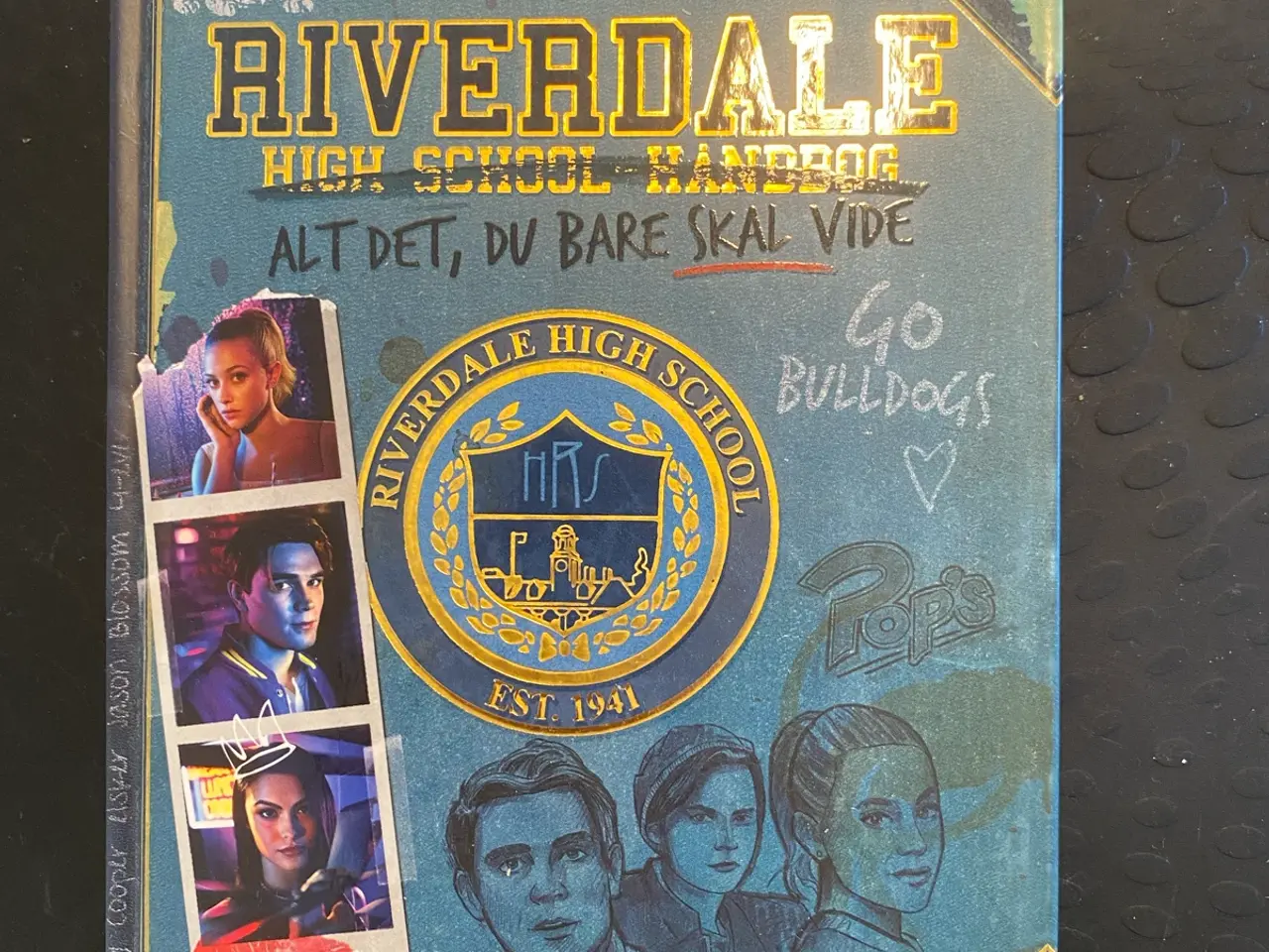 Billede 3 - Riverdale seriens 3 bøger
