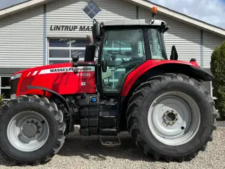 Massey Ferguson 7720 Med frontlift og 4stk næsten nye dæk.