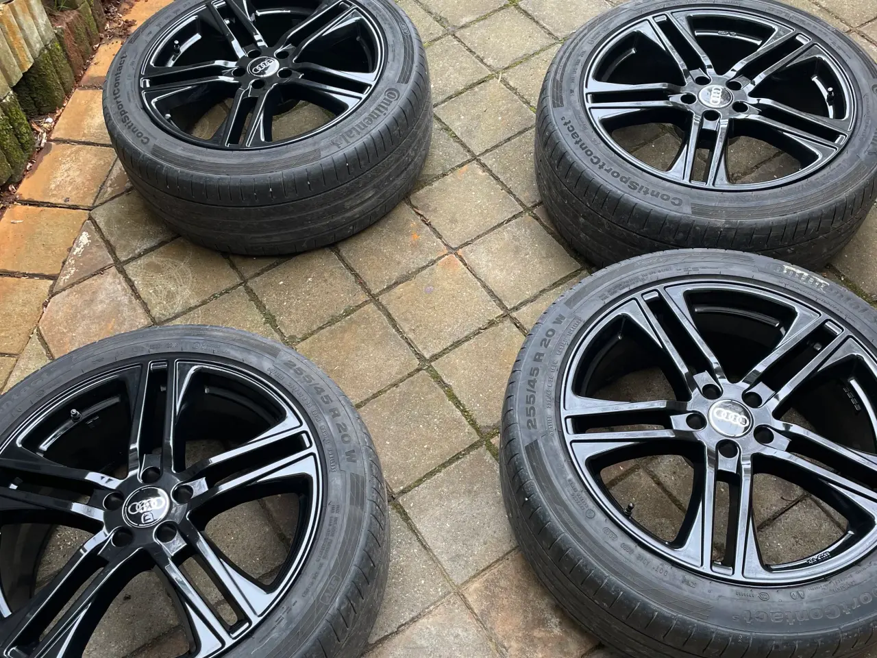 Billede 1 - Sorte fælge til Audi Q5 - 20”