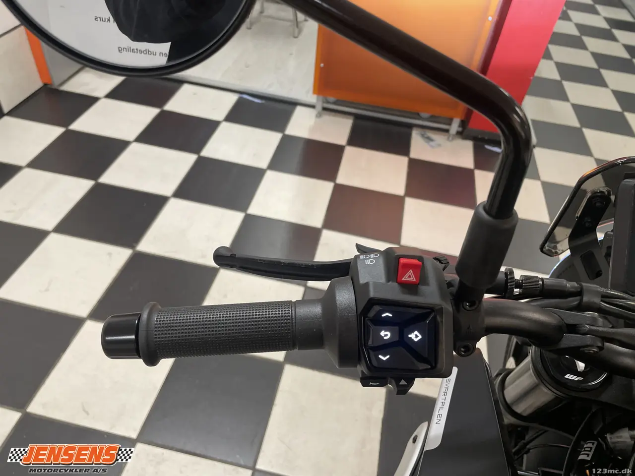 Billede 9 - Husqvarna Svartpilen 801
