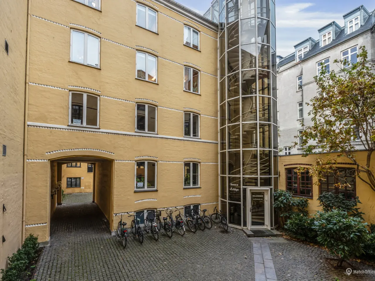 Billede 1 - Et unikt lejemål med atmosfære og suveræn beliggenhed midt i Frederiksstaden.