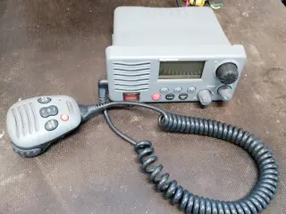 Vhf radio med DSC