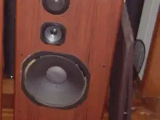 JBL KØBES I hele landet 