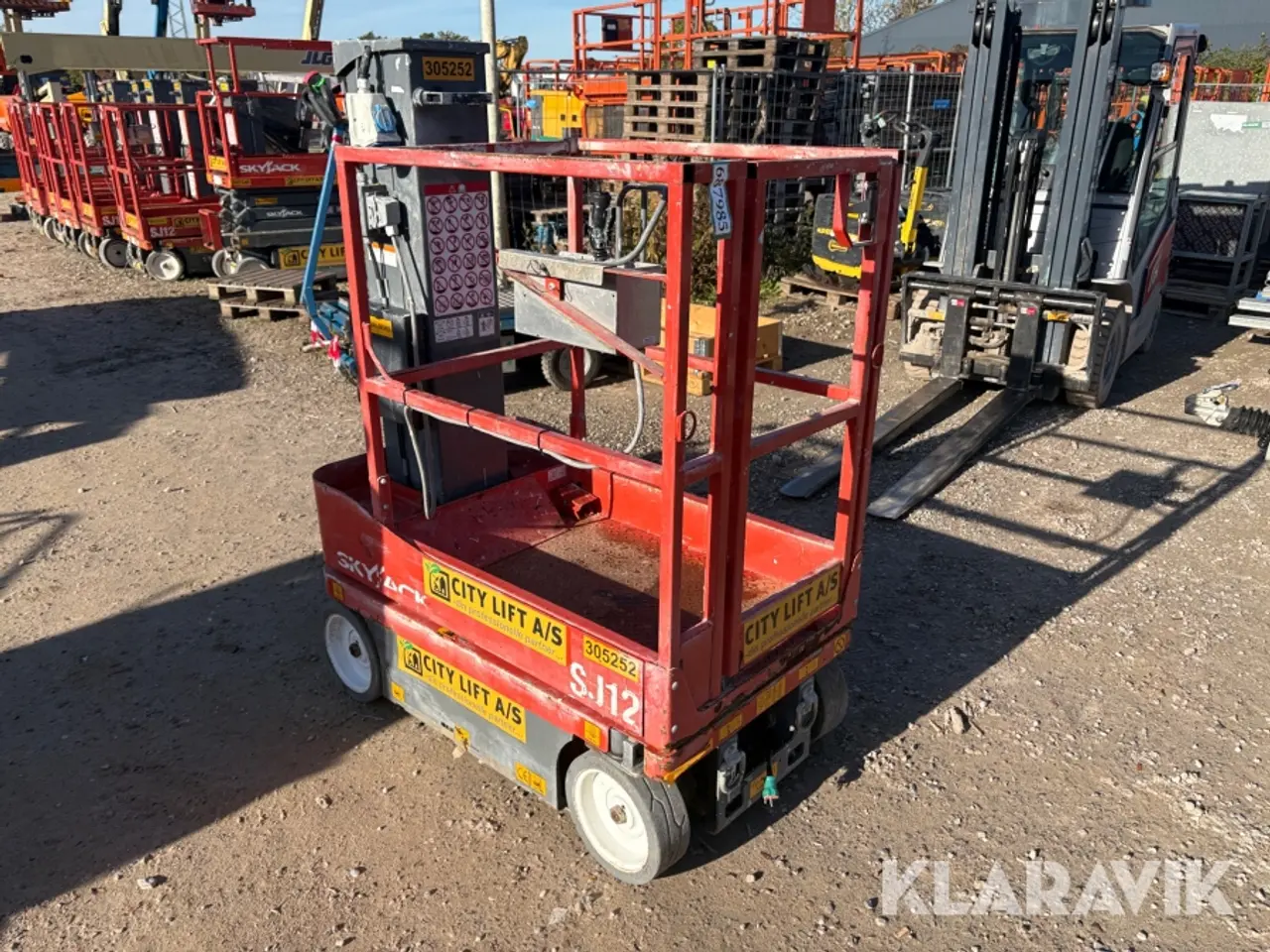 Billede 2 - Søjlelift SkyJack SJ12