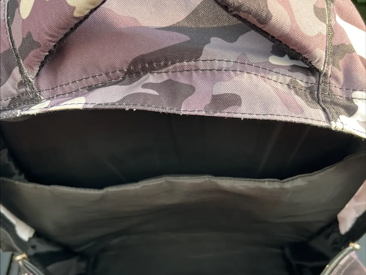 Billede 5 - Skoletaske samt turtaske fra Jeva