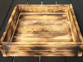 Overflade brændt bakke i genbrugstræ 35 x 35