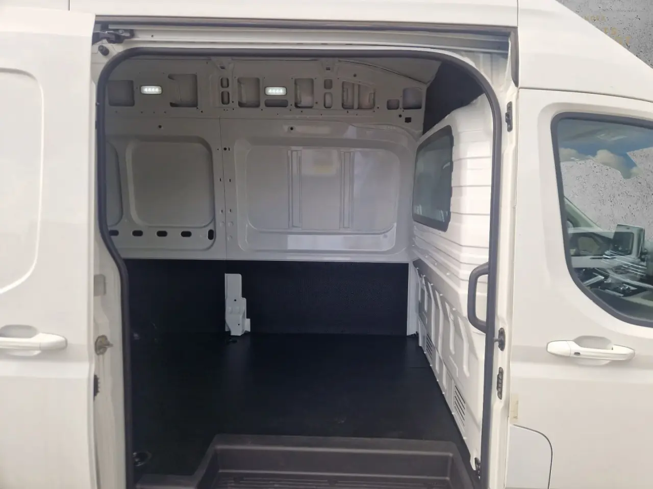 Billede 11 - Maxus e-Deliver 9 88 L3H3 Kassevogn