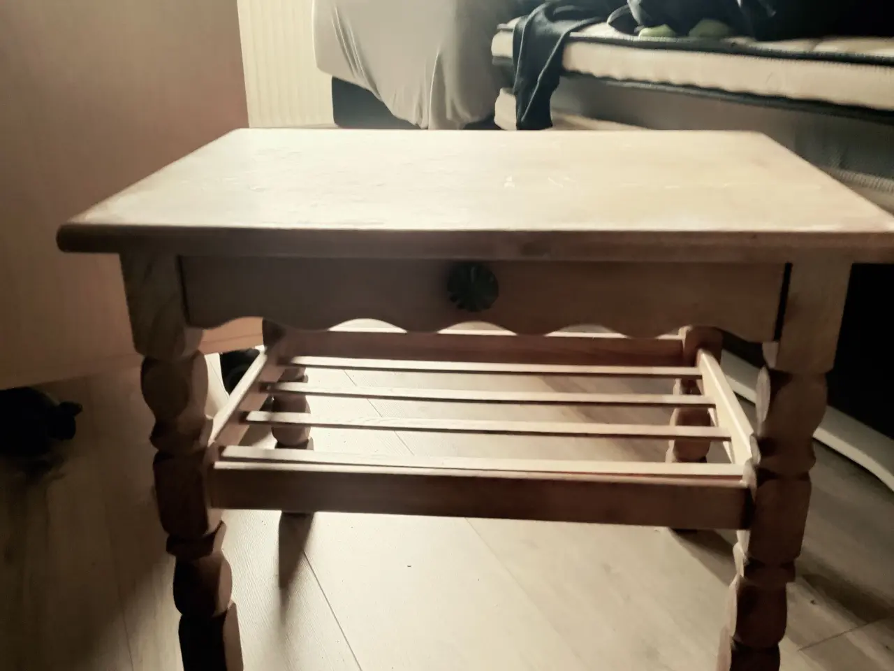 Billede 5 - Lille bord