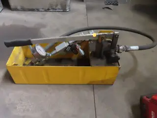 Trykprøvepumpe