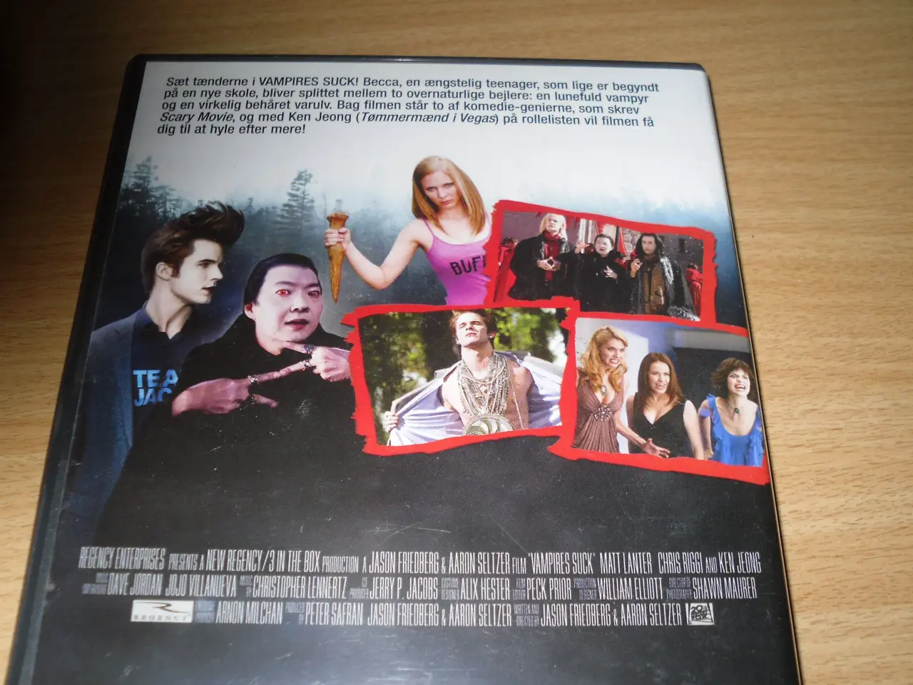 Billede 2 - VAMPIRES Suck.