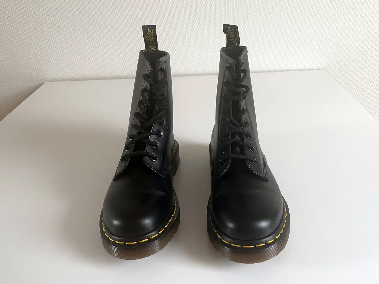 Billede 4 - Nye Dr. Martens 1460 støvler i sort smooth læder