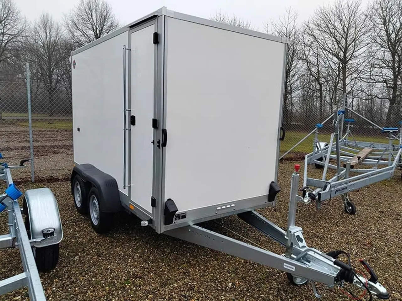 Billede 8 - Stema Cargo 305x157x184 2 akslet 2700 kg Rampe
